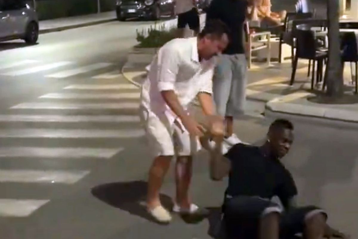 Mario Balotelli, protagonistul unor imagini JENANTE » Nu s-a mai putut ține pe picioare în seara în care Italia a părăsit Euro 2024