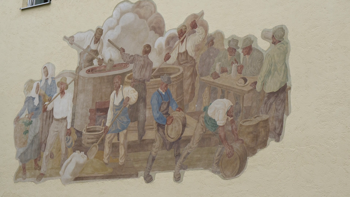 Noroc, România! GSP.ro a vizitat cea mai veche fabrică de bere din lume, lângă München. Produce din anul 1040!