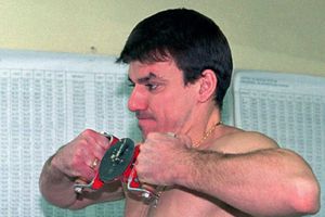 „M-a pus să citesc ziarul în vestiar și m-a salvat Dan Petrescu!” » Fostul rapidist, amintire de neuitat cu Daniel Prodan