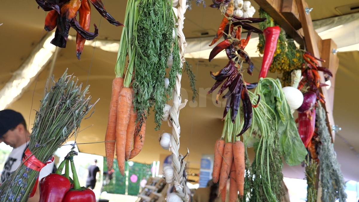 Ciprian Tătărușanu - „Din Grădina Noastră BIO”, din comuna Conțești