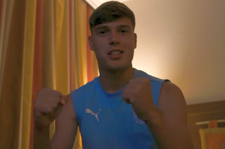 S-a făcut transferul de un milion de euro în Superliga: este oficial la Universitatea Craiova! » Clip inedit la prezentare