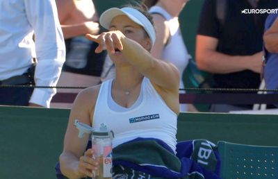 A amenințat că nu mai joacă la Wimbledon până dau afară un spectator: „E nebun, poate are un cuțit la el!”