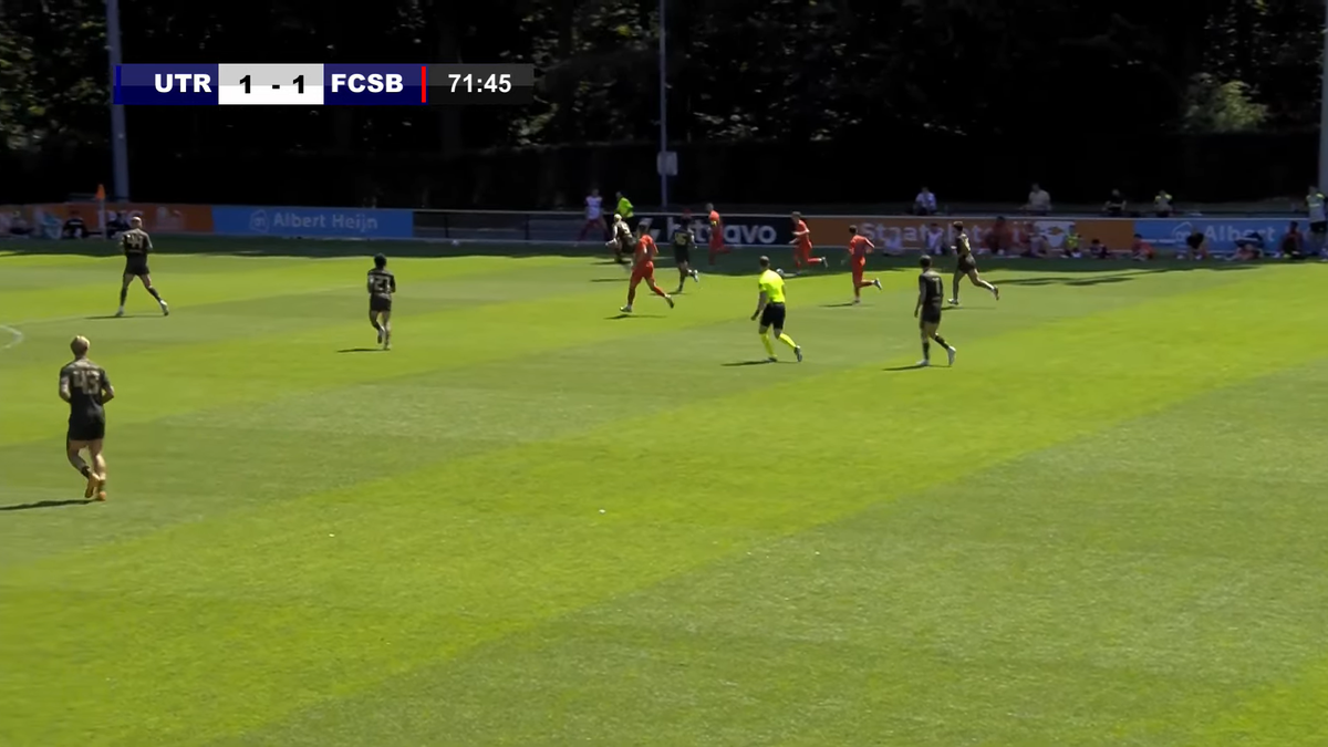 Golul marcat de Dennis Politic în FCSB - Utrecht