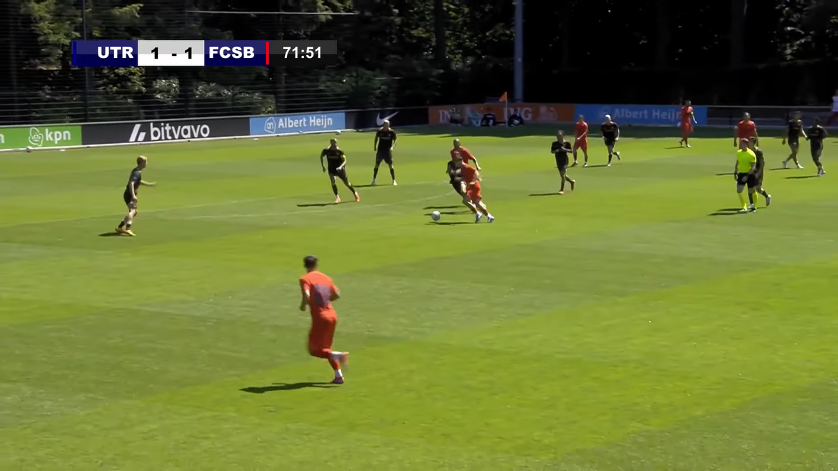 Golul marcat de Dennis Politic în FCSB - Utrecht