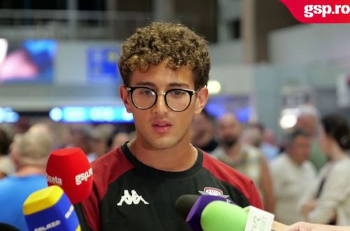 VIDEO Jucătorul revenit la Rapid, declarații tari pe aeroport: „Vreau să-mi pun numele pe mapă. Sper să avem avans după câteva etape”