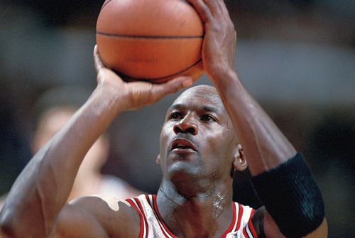 Uluitor! Un cartonaș cu Michael Jordan a fost vândut pentru o avere