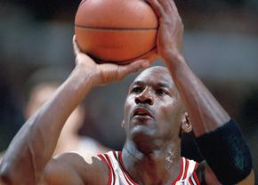 Uluitor! Un cartonaș cu Michael Jordan a fost vândut pentru o avere