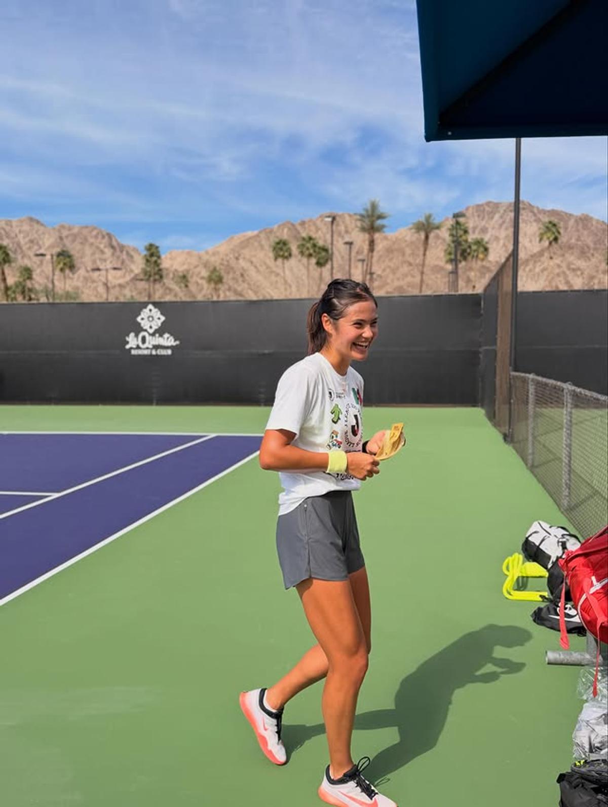 Emma Răducanu cu noul iubit după retragerea de la Wimbledon