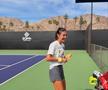 Emma Răducanu a apărut în cârje și alături de noul iubit după retragerea de la Wimbledon