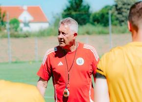 Ce îl îngrijorează pe Cristiano Bergodi cu o săptămână înaintea startului și pe cine vede favorită la titlu