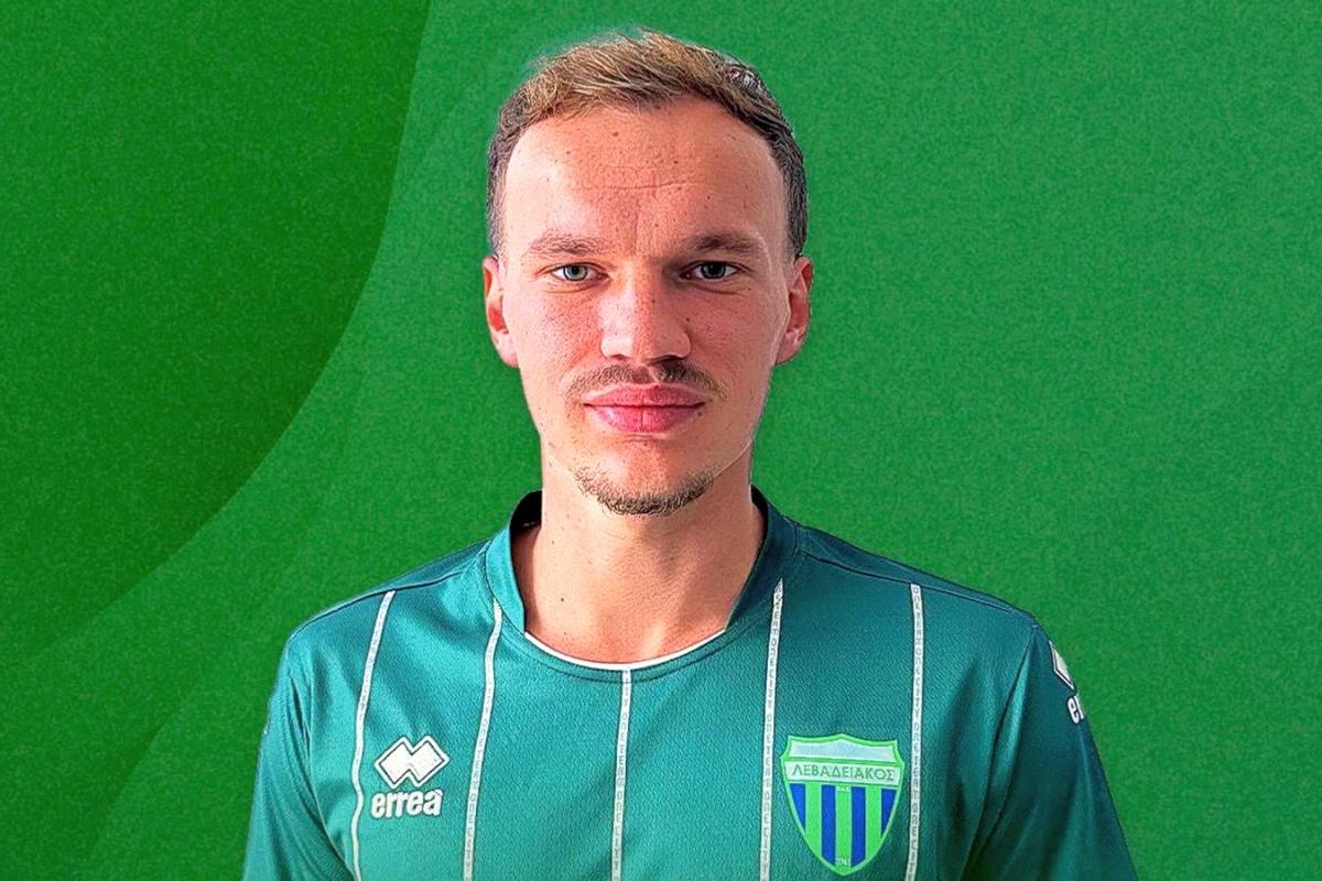 Marius Marin la Al Nasr Dubai, Alexandru Pantea la Levadiakos