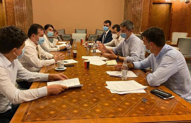 Lovitură pentru Dinamo! Omul care a participat la discuțiile pentru noul stadion, mazilit de Ludovic Orban și Dan Barna