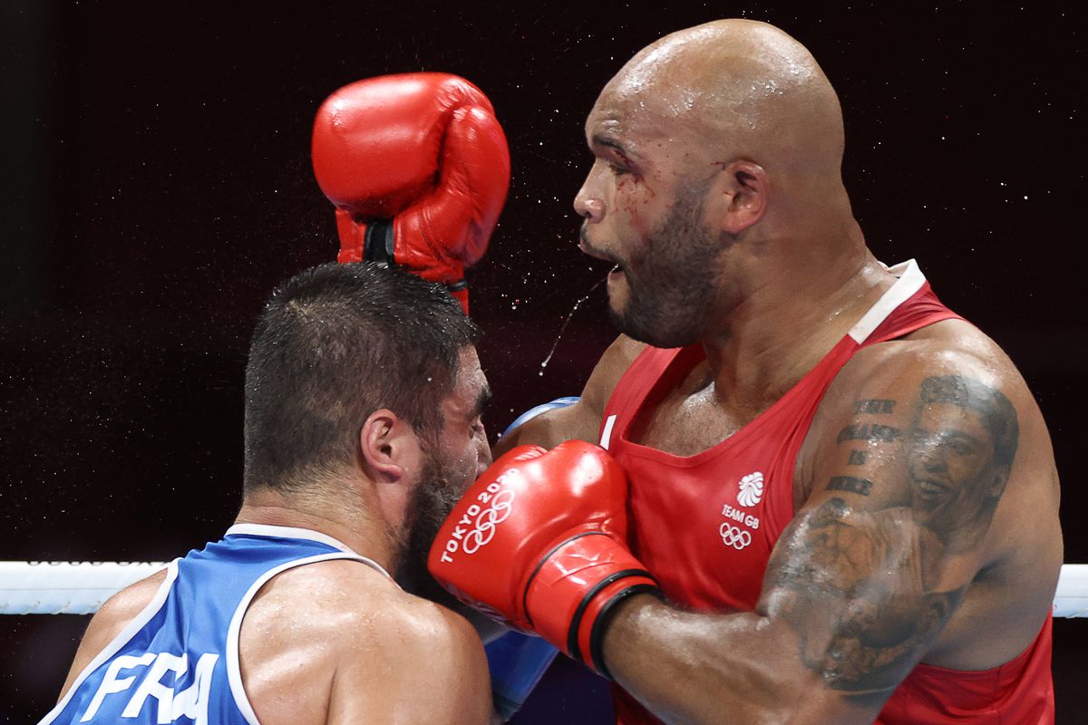 Scandal la Jocurile Olimpice » Era sigur de victorie, dar a fost descalificat! La final a făcut haos în ring