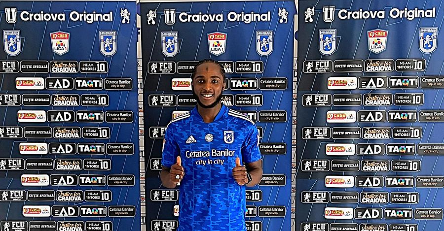 Sekou Sidibe, la prezentarea oficială în tricoul Craiovei Fostul „copilul-minune” al Olandei, contact dur cu Liga 1 » Ce a făcut la primul meci sub comanda lui Mutu
