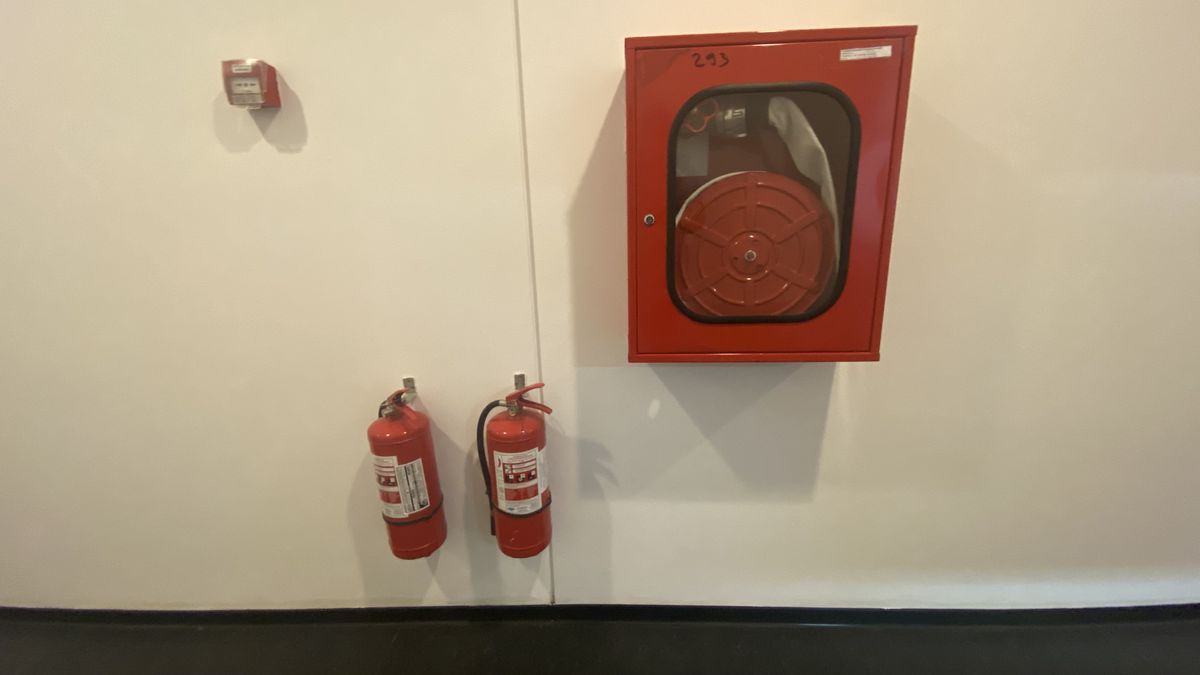 Descoperire șocantă! La 6 ani de la tragedia din „Colectiv”, Arena Națională nu respectă normele de siguranță la incendiu