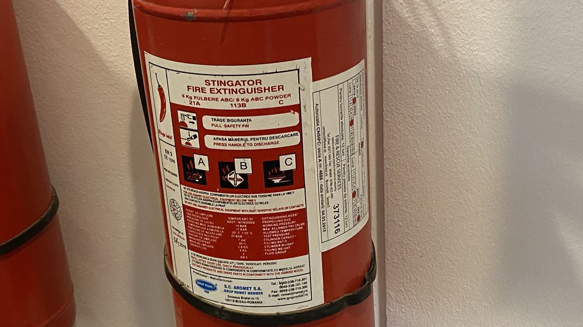 Descoperire șocantă! La 6 ani de la tragedia din „Colectiv”, Arena Națională nu respectă normele de siguranță la incendiu