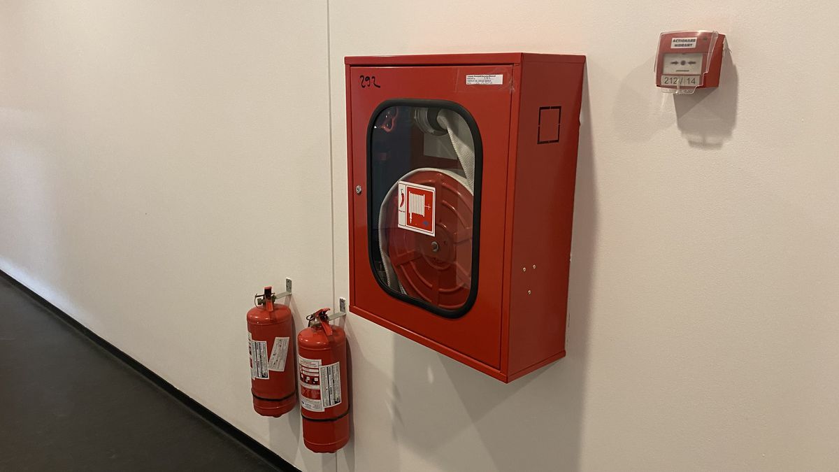 Descoperire șocantă! La 6 ani de la tragedia din „Colectiv”, Arena Națională nu respectă normele de siguranță la incendiu