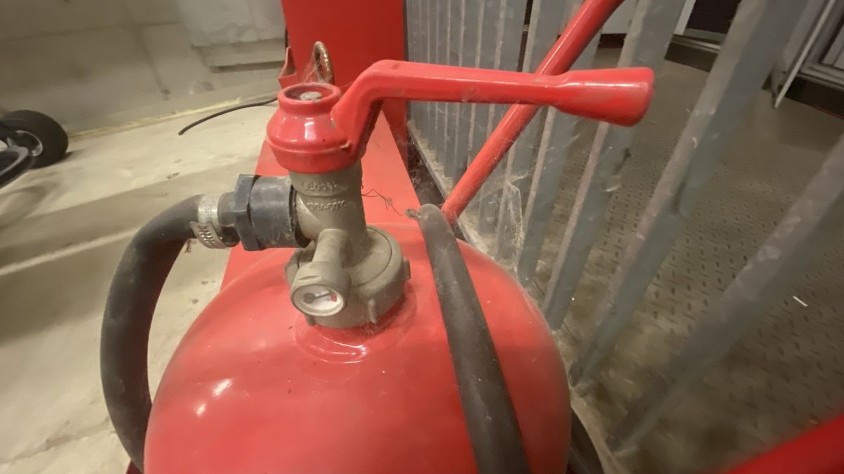 Descoperire șocantă! La 6 ani de la tragedia din „Colectiv”, Arena Națională nu respectă normele de siguranță la incendiu