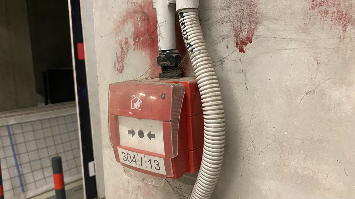 Descoperire șocantă! La 6 ani de la tragedia din „Colectiv”, Arena Națională nu respectă normele de siguranță la incendiu