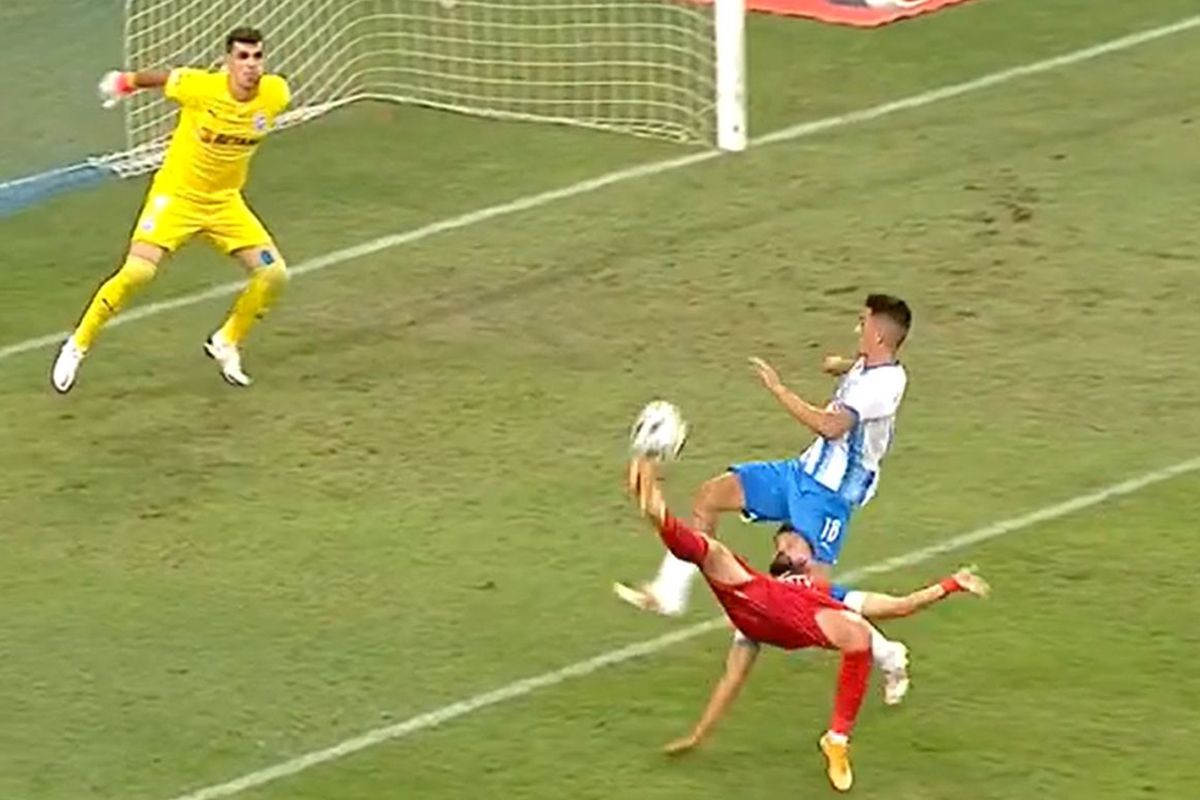 CS Universitatea Craiova - FC Botoșani 1-2 » Oltenii, răpuși de paradele lui Pap și eurogolul lui Papa! Clasamentul actualizat