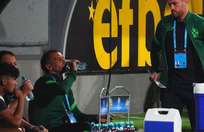 Dinu Todoran, luat tare la interviuri: „Nu ați obosit? Nu e nicio umilință”