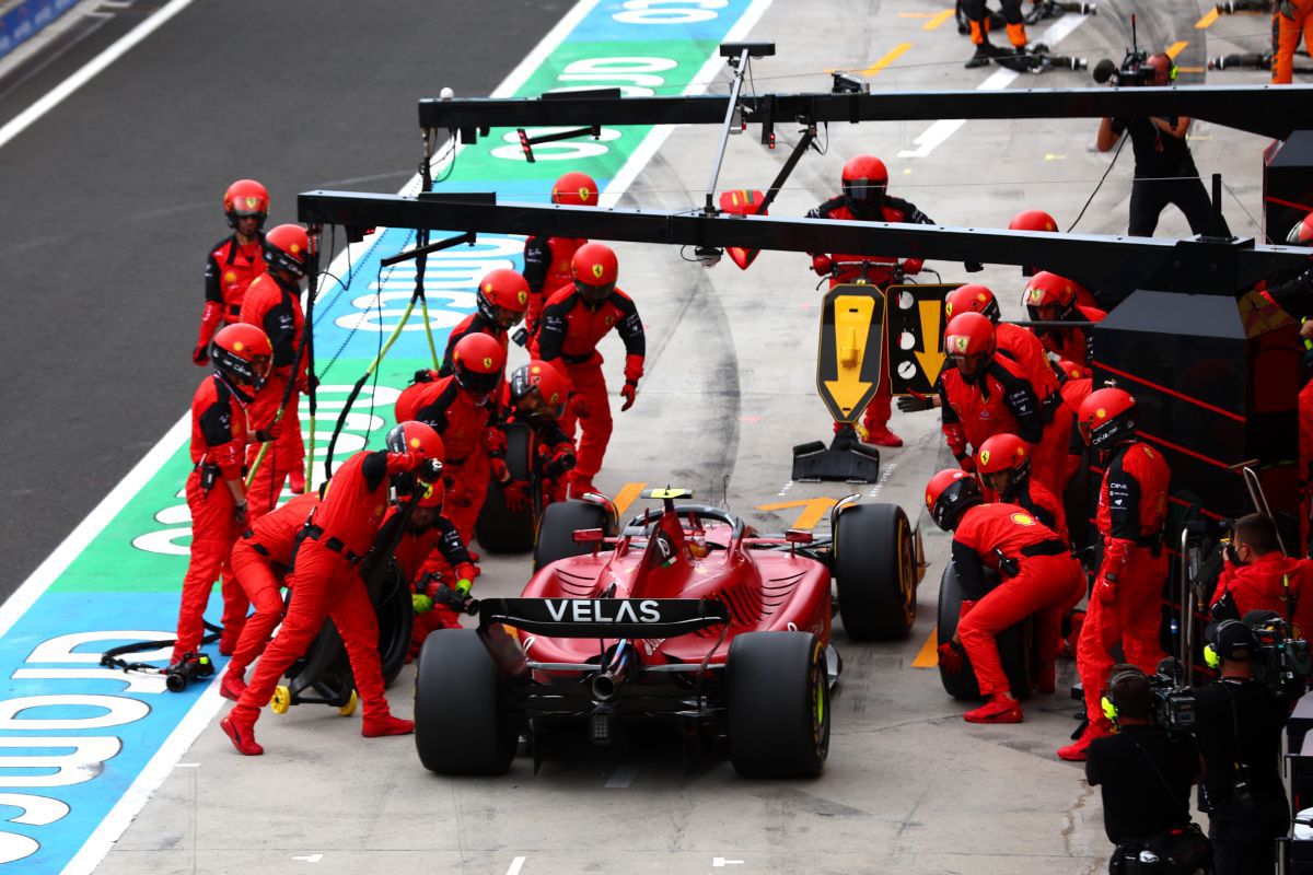 Filmul catastrofei Ferrari de pe Hungaroring, tur cu tur: „Un dezastru! Am pierdut cursa acolo” » Explicațiile „timide” ale conducerii