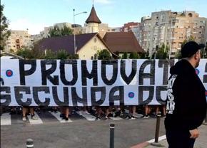 Protest al ultrașilor Stelei » Amenințări cu moartea pentru șefii CSA: „Vă mutăm în Ghencea 22!”