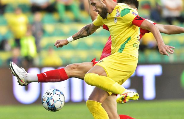 Surpriză majoră la FCSB: alt atacant transferat din Liga 1! Becali: „De azi, împreună cu Miculescu la antrenament” » GSP a aflat suma de transfer