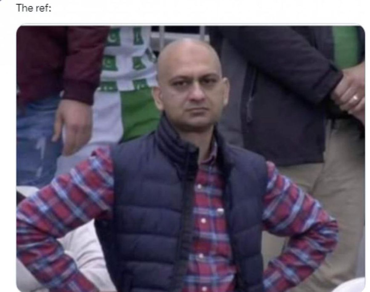 VAR-ul românesc face înconjurul lumii » Val de ironii după faza de cascadorii râsului din FCSB - FCU Craiova