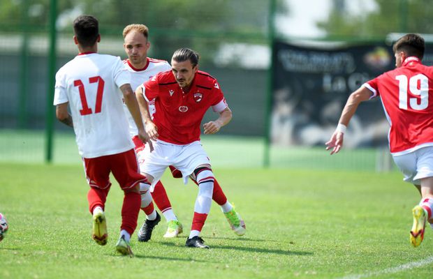 4 fotbaliști sunt out de la Dinamo! Burcă: „Sunt doar chestiuni sportive”