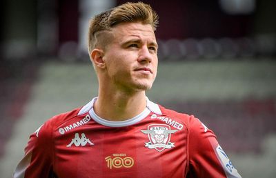 CFR a „păcălit-o” pe Sepsi cu 50.000€! Dedesubturi neștiute ale venirii lui Petrila la Rapid » Dioszegi iese la atac