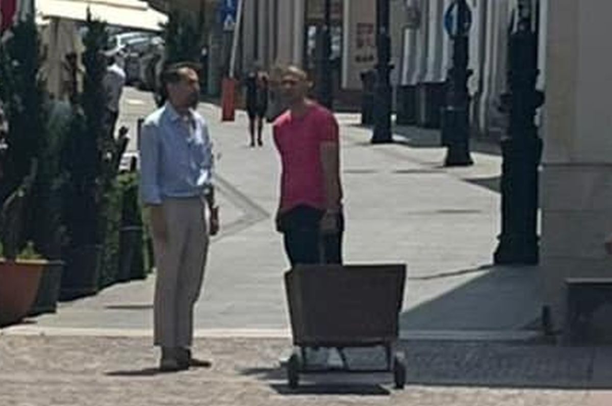 Surprins cu un căruț prin centrul Craiovei, Claudiu Răducanu a luat atitudine: „Nu îmi este rușine, nu o să mă denigrați”