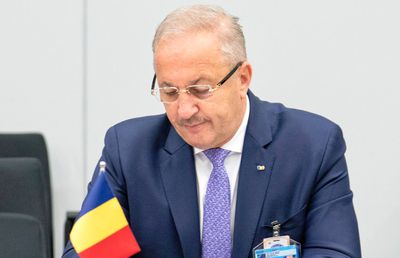 Vasile Dîncu a dezvăluit cu ce echipă simpatizează: „Este clubul copilăriei mele”