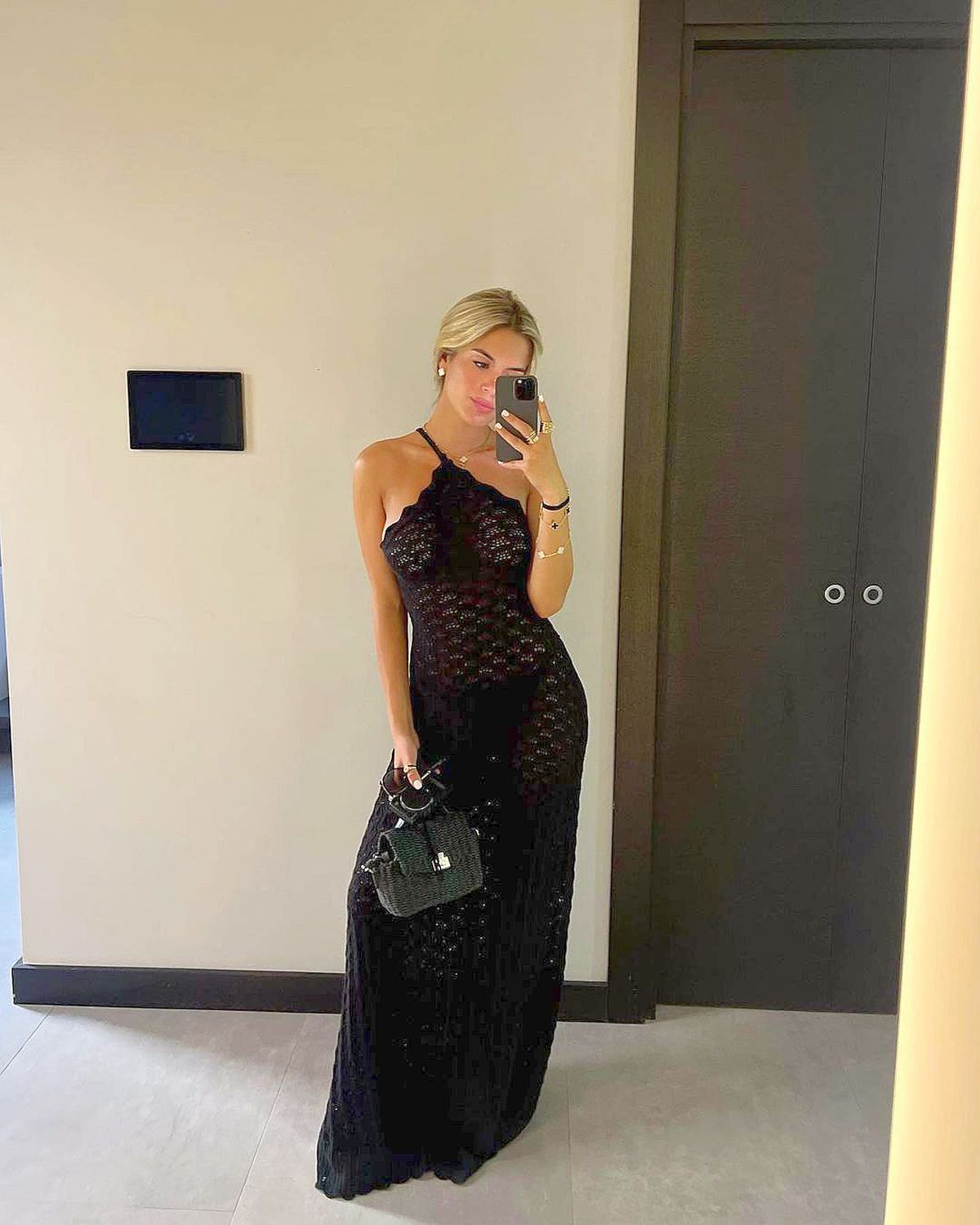 Fiica lui Pep Guardiola și-a petrecut weekendul la Abu Dhabi » Cum și-a delectat admiratorii de pe Instagram