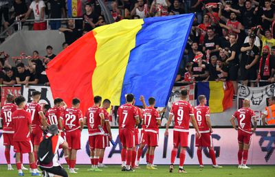 Comunicat Dinamo în urma suspiciunilor lansate de fani în privința a doi titulari, la eșecul cu Sepsi