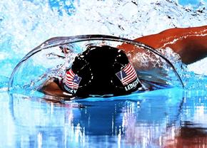 Meduza » Katie Ledecky, fata care preferă să înoate decât să meargă pe uscat