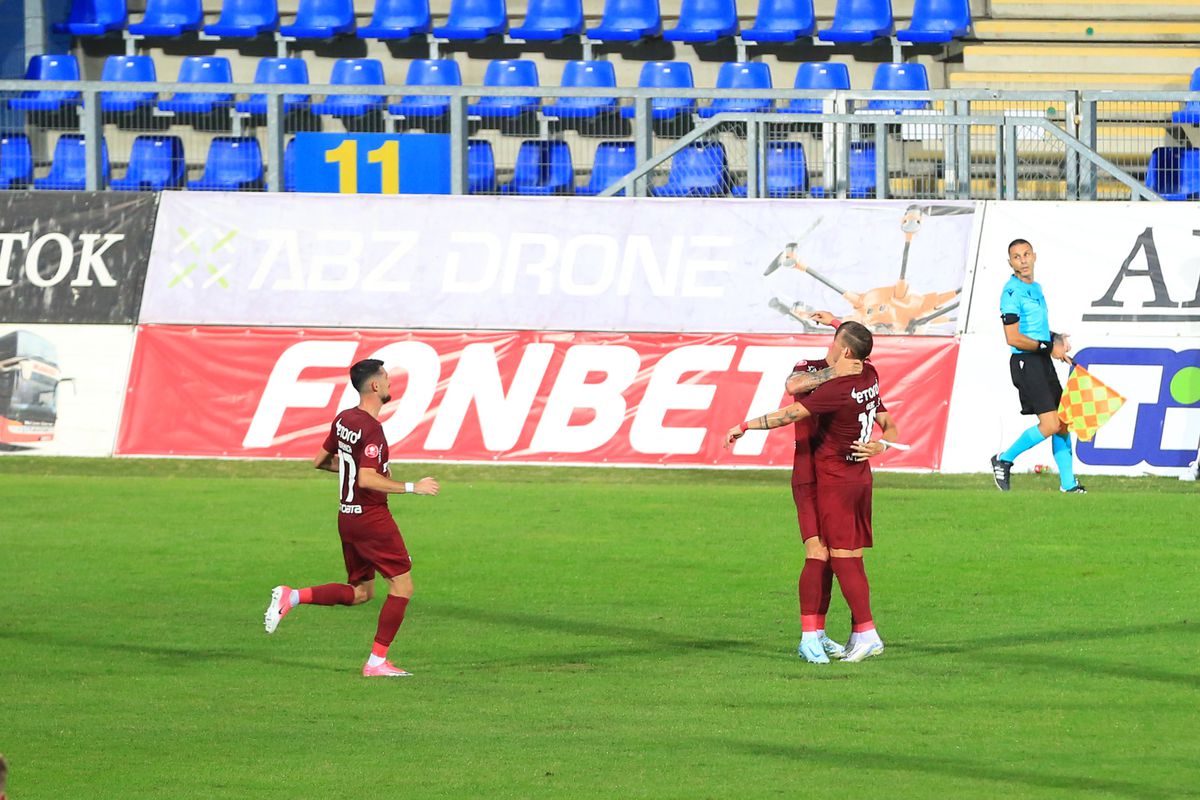 10 detalii observate de pe stadion la Neman Grodno - CFR Cluj » Scandal imens în timpul meciului: „Vrei să ne omori?”