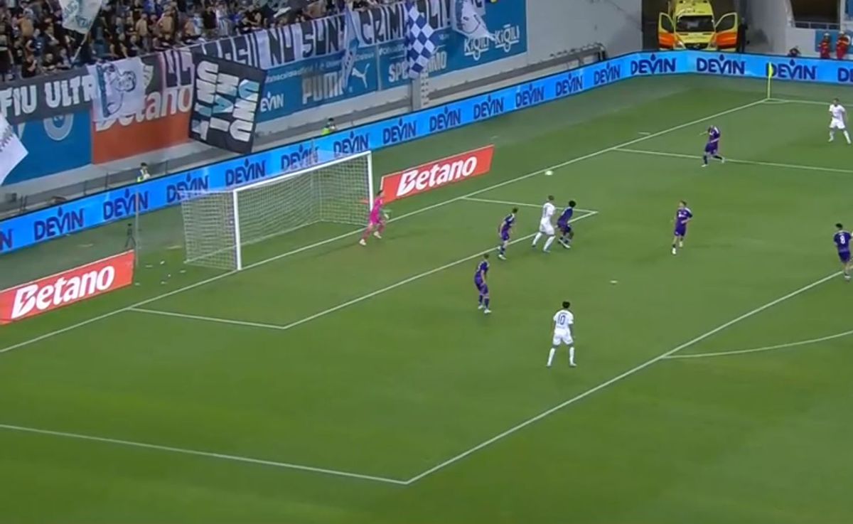 Golul serii din Conference s-a marcat în Universitatea Craiova - Maribor » „Bomba” s-a dus direct în vinclu