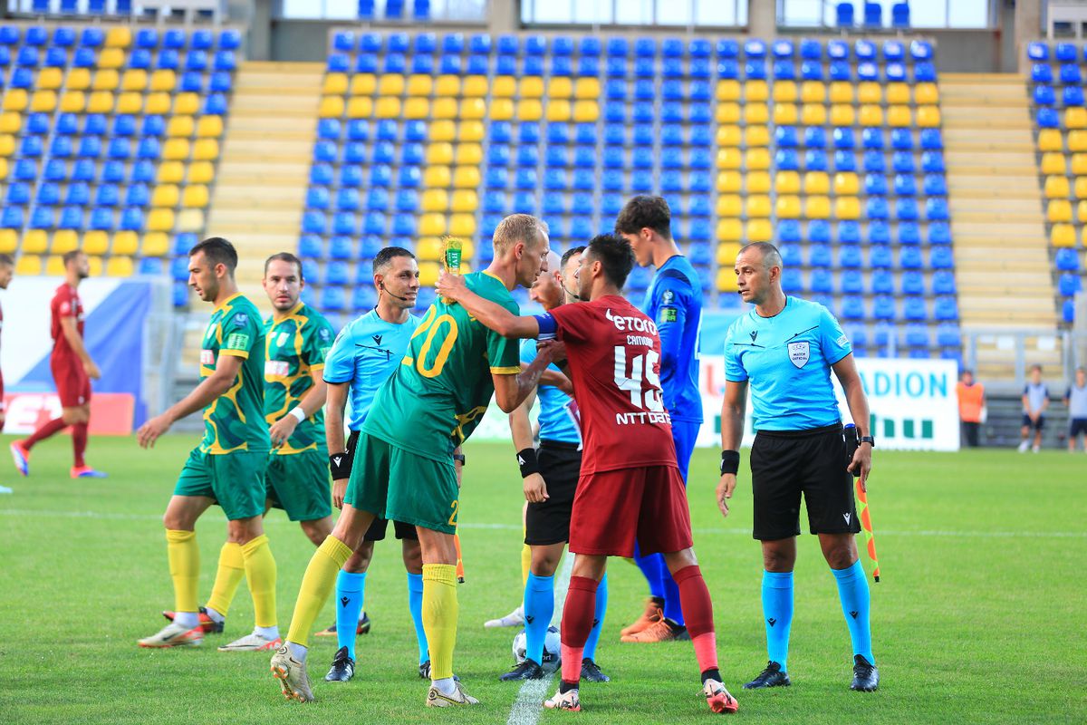 Atacantul din Superligă care nu se sperie de venirea lui Louis Munteanu la CFR Cluj: „Nu înseamnă o concurență”