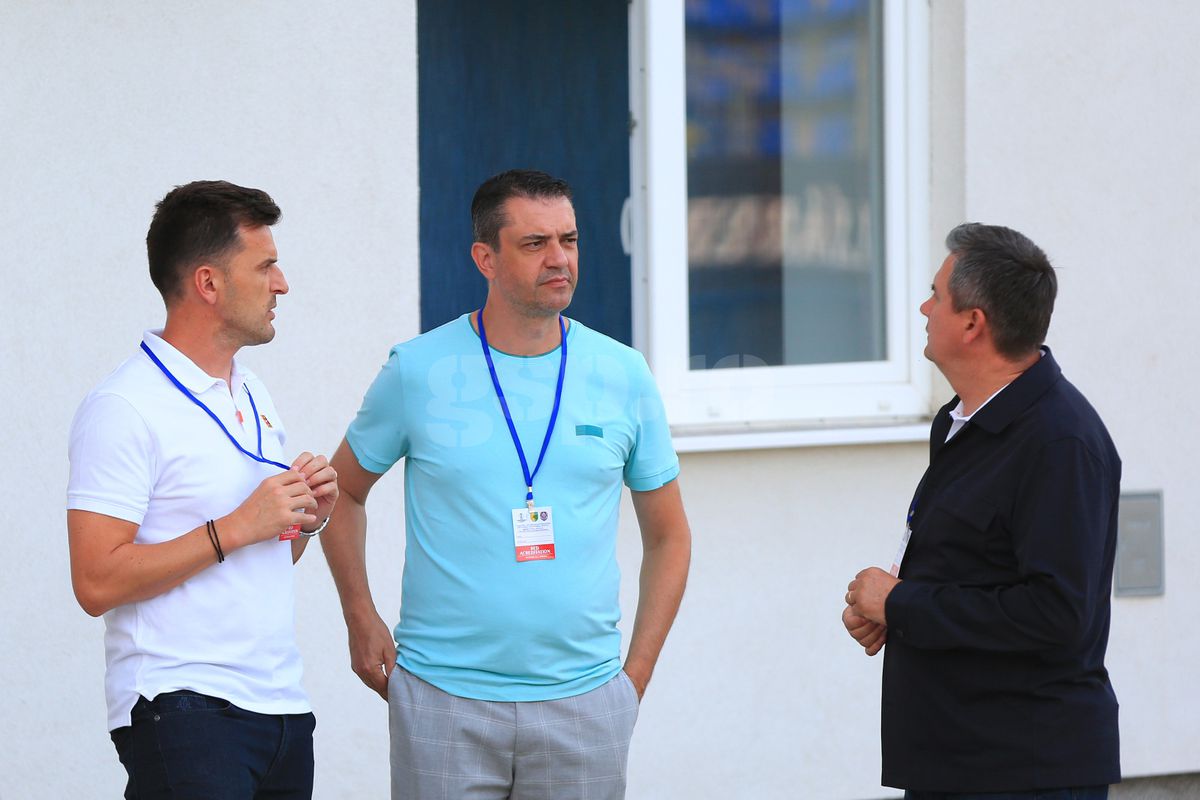 Apariție surprinzătoare la Neman Grodno - CFR Cluj » Arbitru de Champions League, Euro și Mondial, prezent la Gyor