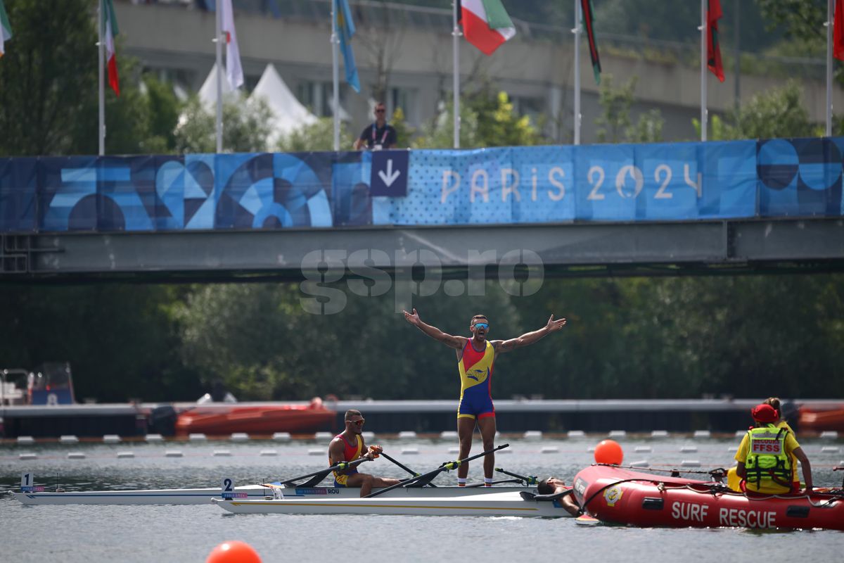 „Deșteaptă-te, române!” a răsunat pentru a doua oară la Paris » Imagini de colecție surprinse de fotoreporterul GSP