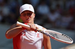 Surpriză URIAȘĂ în semifinalele turneului de tenis » Iga Swiatek a pierdut în două seturi și va lupta pentru bronz