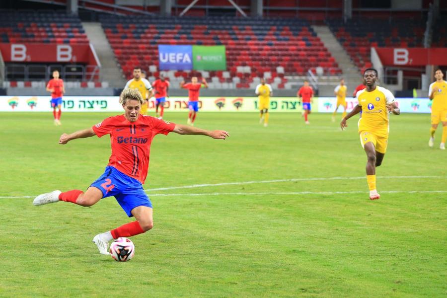 Golul decisiv marcat de William Baeten în returul cu Maccabi Tel Aviv Dezastru pentru fostul erou al lui FCSB » Echipa a retrogradat, el e șomer de 6 luni!