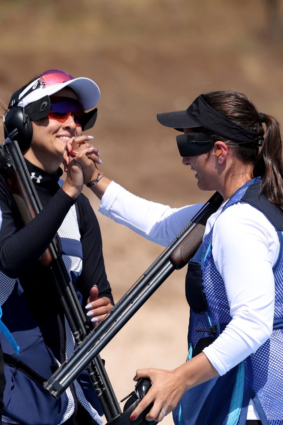 A adus prima medalie de aur țării cu populație asemănătoare cu a României, cu nou record olimpic! » Fosta gimnastă, care și-a rupt coloana înaintea JO de la Londra, se angajase voluntar în 2016 » Și acolo s-a îndrăgostit de sportul în care excelează acum!