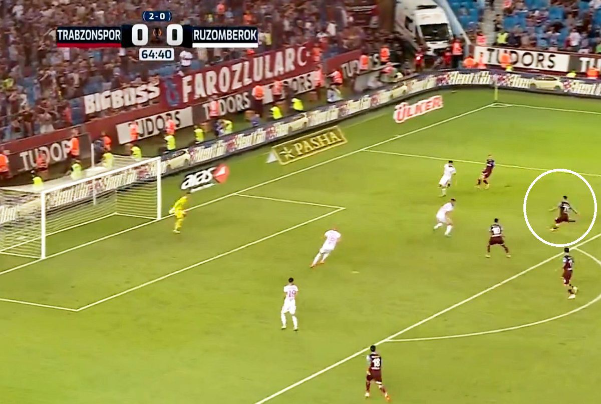 Denis Drăguș și-a deschis contul la Trabzonspor în mare stil: „rachetă” imparabilă în Europa League