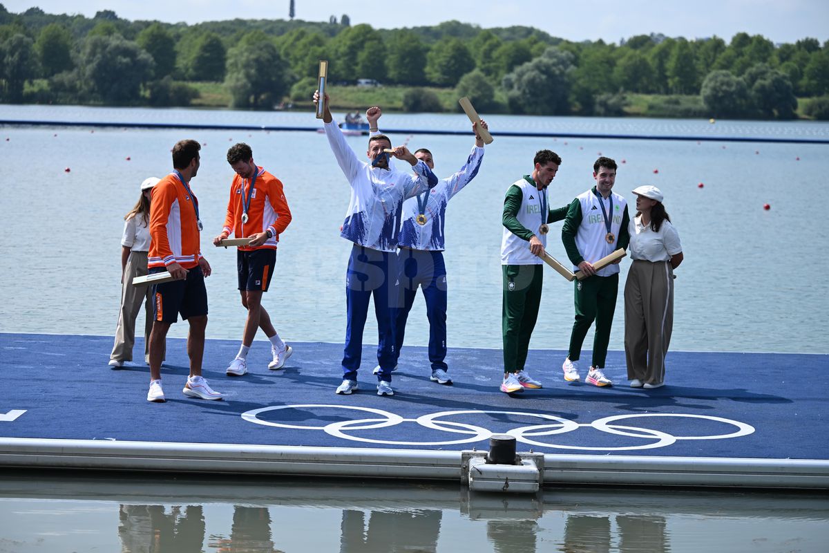 Andrei Cornea și Marian Enache, campionii de la dublu vâsle: „Nu am cuvinte pentru sentimentul de a fi pe podiumul olimpic” + „Totul a dispărut, a zburat, am devenit mai ușor”