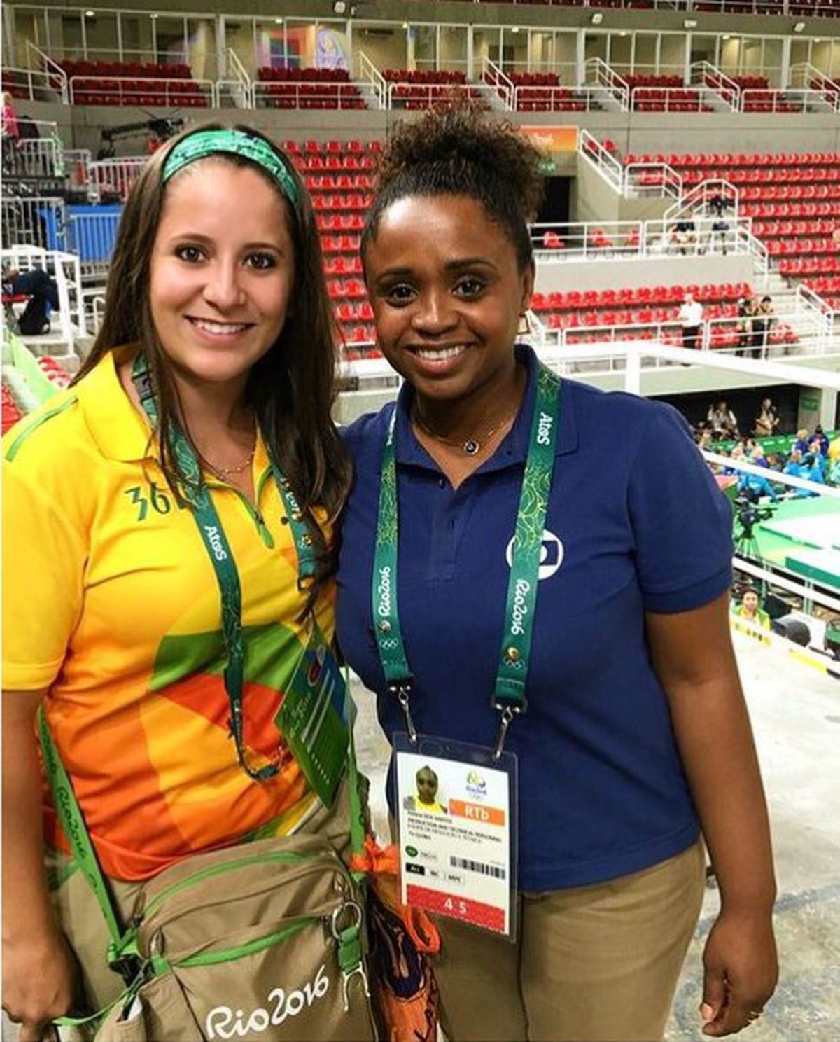 A adus prima medalie de aur țării cu populație asemănătoare cu a României, cu nou record olimpic! » Fosta gimnastă, care și-a rupt coloana înaintea JO de la Londra, se angajase voluntar în 2016 » Și acolo s-a îndrăgostit de sportul în care excelează acum!