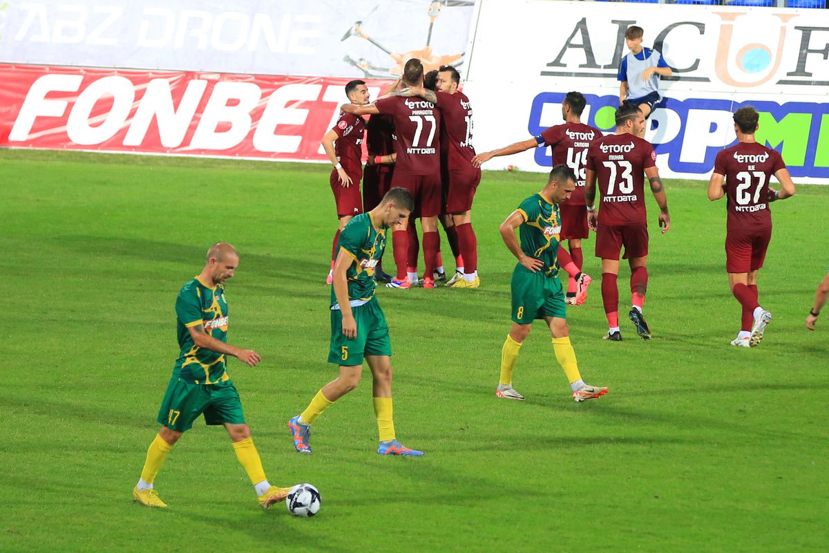 10 detalii observate de pe stadion la Neman Grodno - CFR Cluj » Scandal imens în timpul meciului: „Vrei să ne omori?”