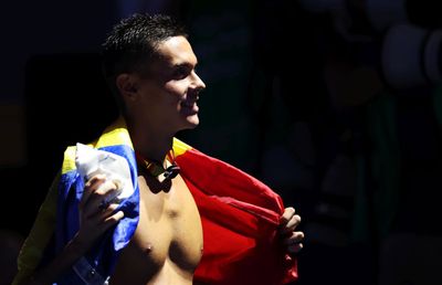 „Dacă nu vezi lumina de la capătul tunelului, fii tu acea lumină!” » David Popovici, elogiat de Gazzetta dello Sport