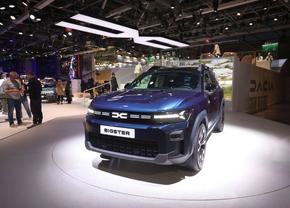 Noile măsuri fiscale afectează și piața auto: cât costă modelele Dacia, după majorarea TVA